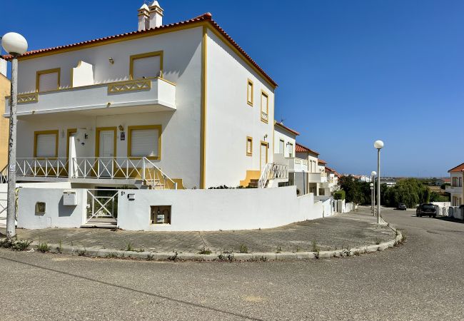 Casa em São Bernardino - Best Houses 29 - Casa São Bernardino Casa em São Bernardino - Best Houses 29 - Casa São Bernardino