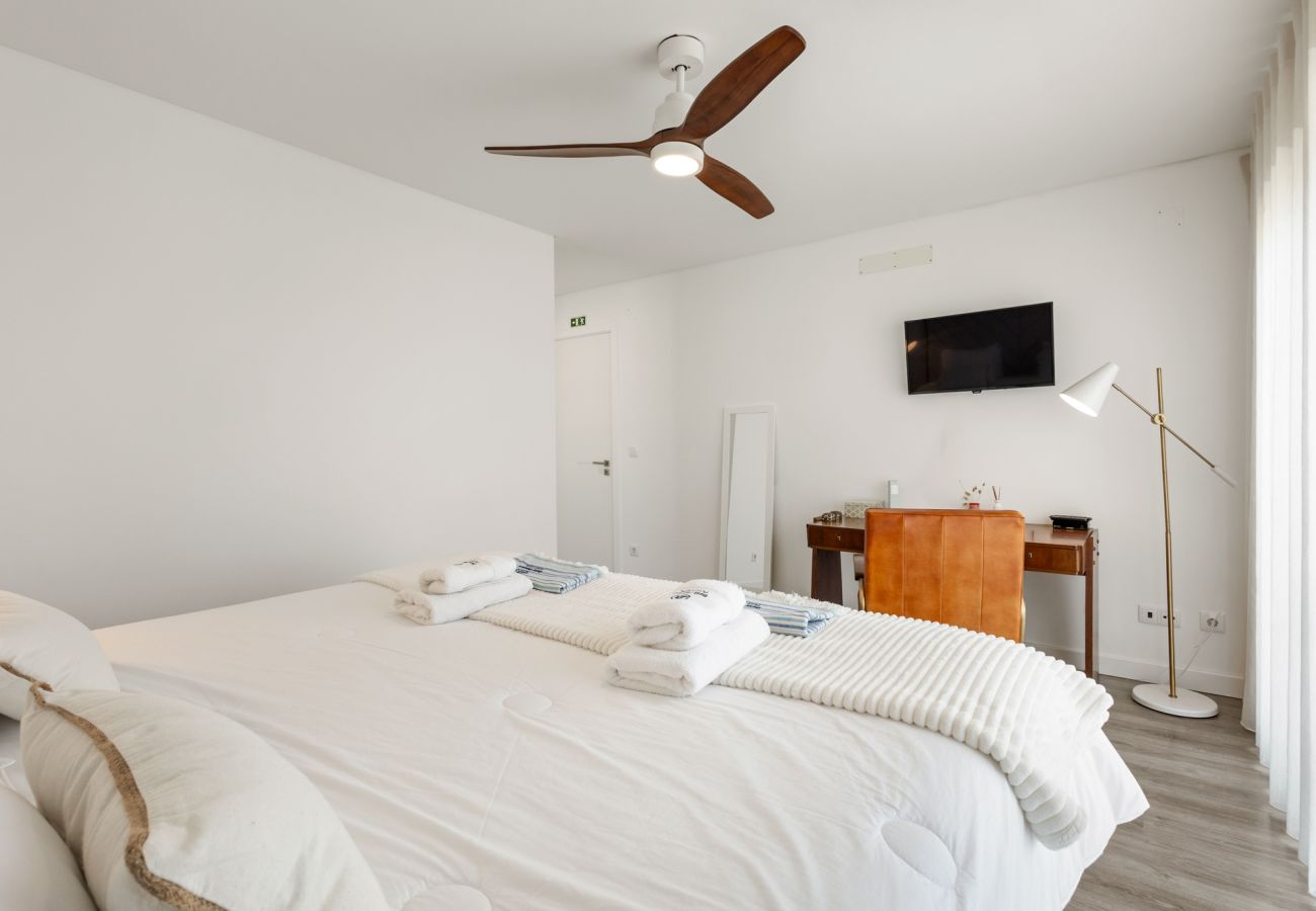 Apartamento em Consolação - Best Houses 112 - Supertubos Seaview