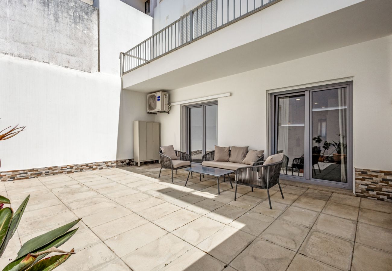 Apartment in Peniche - Best Houses 87 - Sunny Patio Peniche